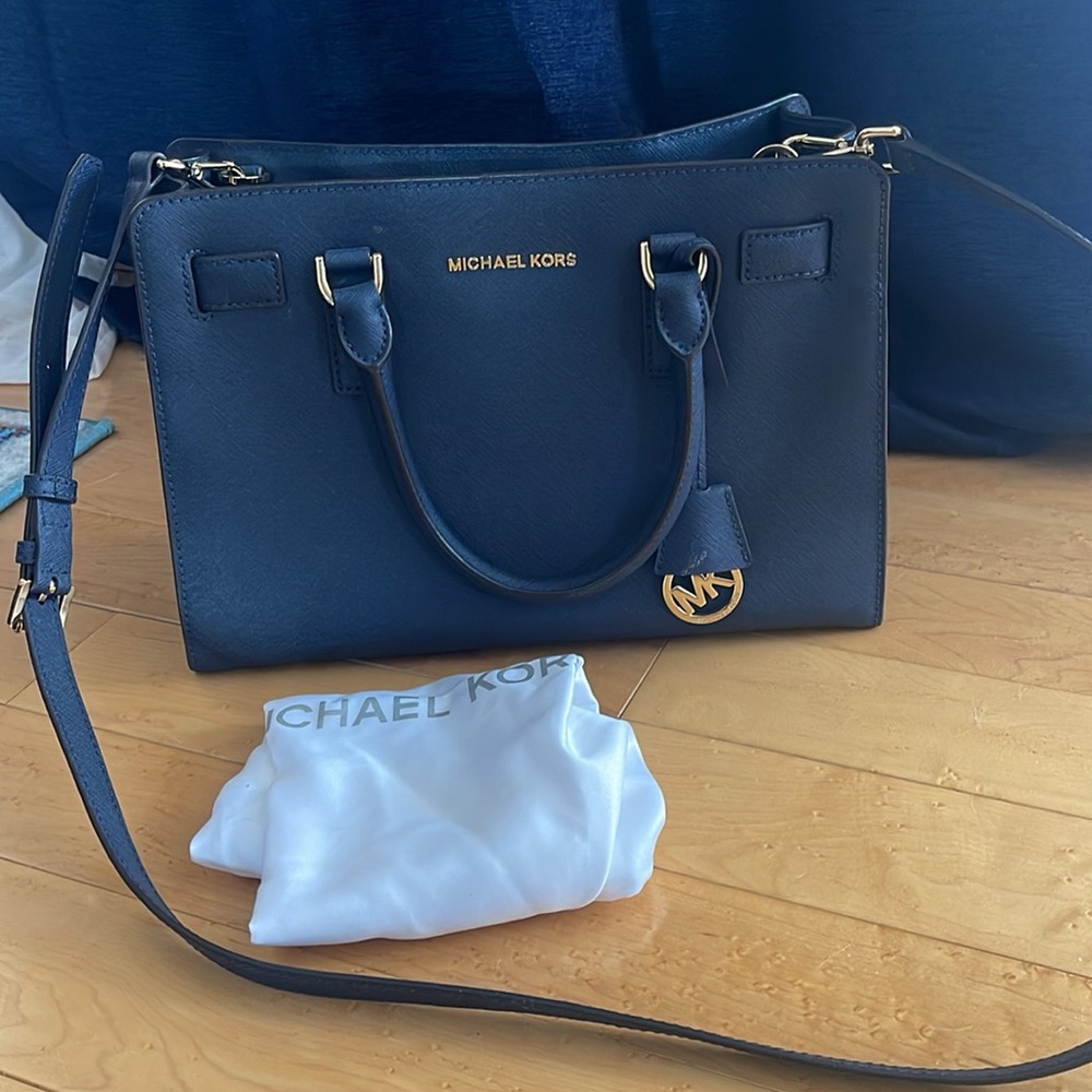 Michael Kors Dillon Saffiano Leather Top Handle Satchel Crossbody new